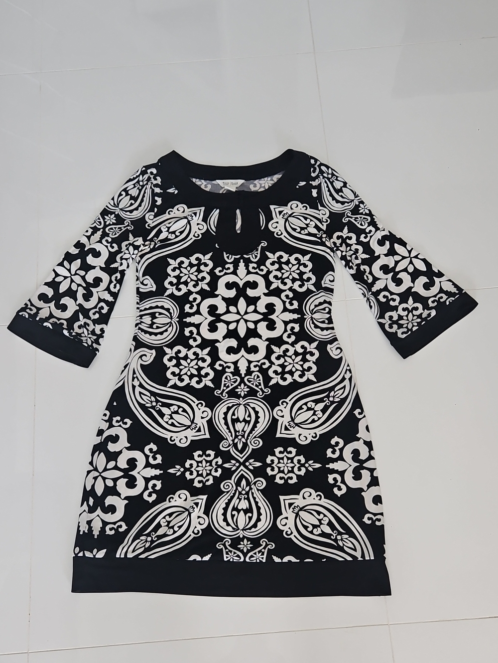 White House Black Market Black & White Paisley Keyhole Knit Dress